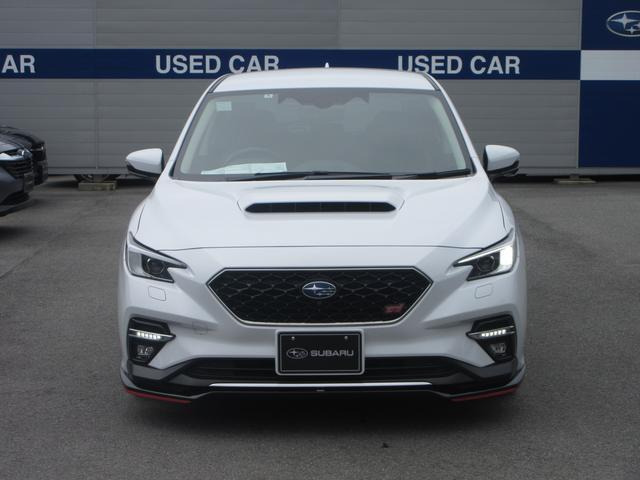 レヴォーグ1.8 STI スポーツ EX 4WD
