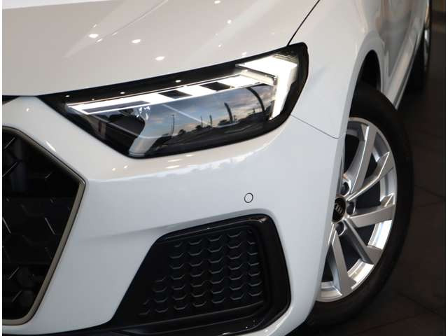A1スポーツバック25 TFSI アドバンスド