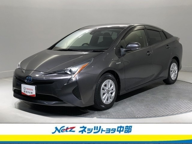 プリウス1.8 S