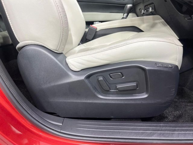 �y�p���[�V�[�g�z�X�C�b�`��ŊȒP�ɃV�[�g�̔��������\!�d��������͂�����܂���!���K�ȃV�[�g�|�W�V�����ɃZ�b�g���āA���K�ȃh���C�u�����y���݂��������B