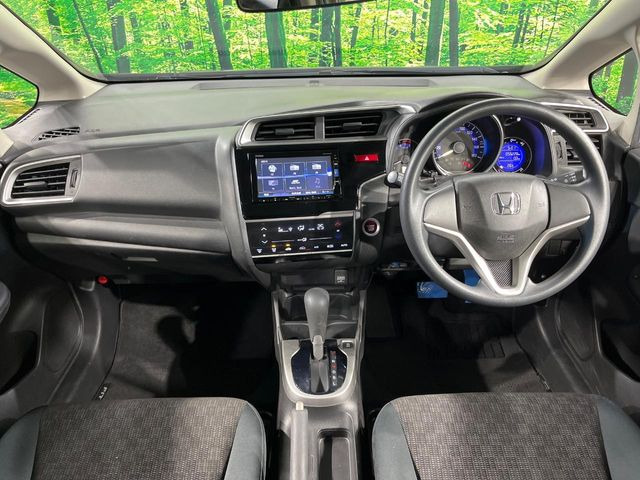 フィット1.3 13G Fパッケージ