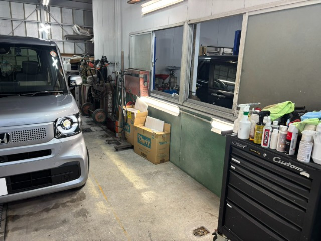N-BOX