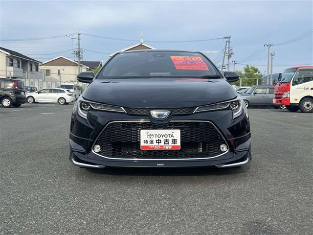 カローラツーリング1.8 ハイブリッド W×B E-Four 4WD