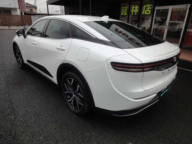 クラウンクロスオーバー2.5 G E-Four 4WD