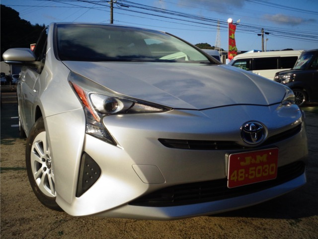 プリウス1.8 S