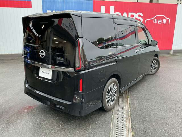 セレナ1.4 e-POWER ハイウェイスターV
