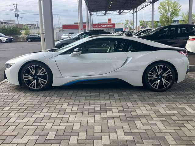 i8ベースモデル