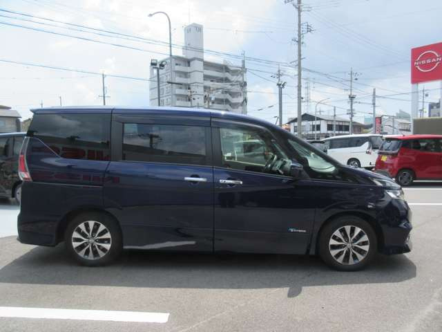 セレナ2.0 ハイウェイスターG