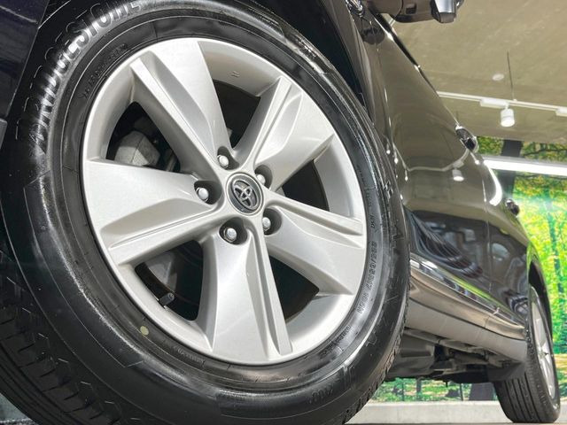 �y����17�C���`�A���~�z�C�[���z�O�ςɃ}�b�`���������A���~�z�C�[���𑕒����Ă���܂��B�e��ЊO�A���~�z�C�[����A�X�^�b�h���X�^�C�����戵�����Ă���܂��B���񂲑��k����������