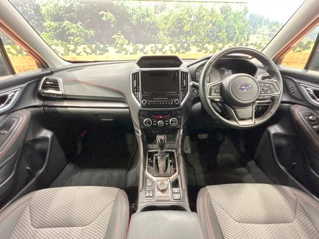 フォレスター2.5 エックスブレイク 4WD