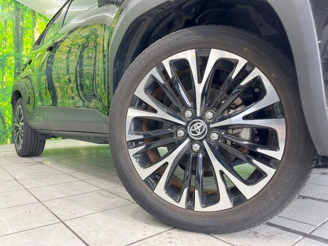 �y����18�C���`�A���~�z�C�[���z�O�ςɃ}�b�`���������A���~�z�C�[���𑕒����Ă���܂��B�e��ЊO�A���~�z�C�[����A�X�^�b�h���X�^�C�����戵�����Ă���܂��B���񂲑��k����������