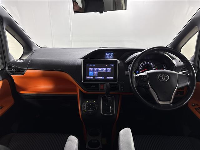 ヴォクシー2.0 ZS