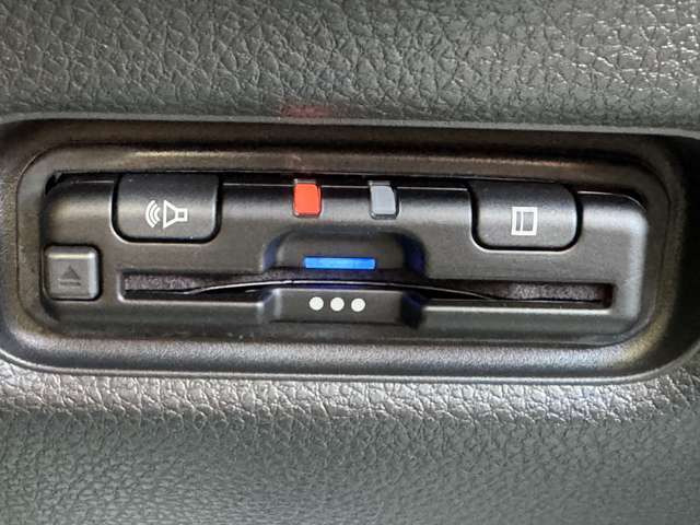フリード1.5 クロスター スロープ