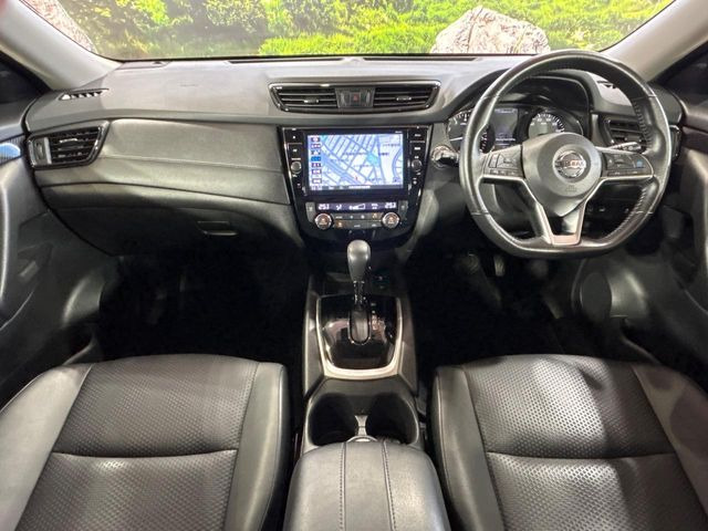 エクストレイル2.0 20Xi