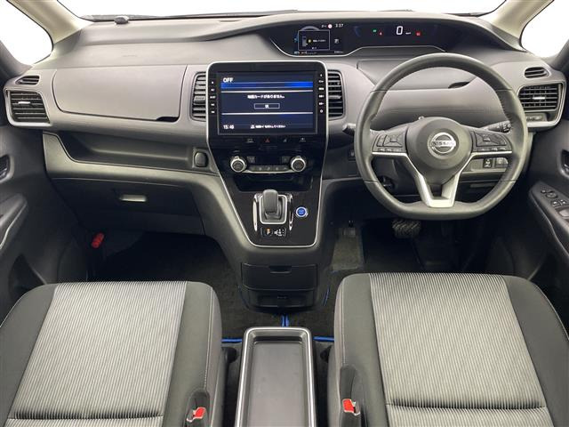 セレナ1.2 e-POWER ハイウェイスターV