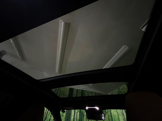 クラウンスポーツ2.5 Z E-Four 4WD