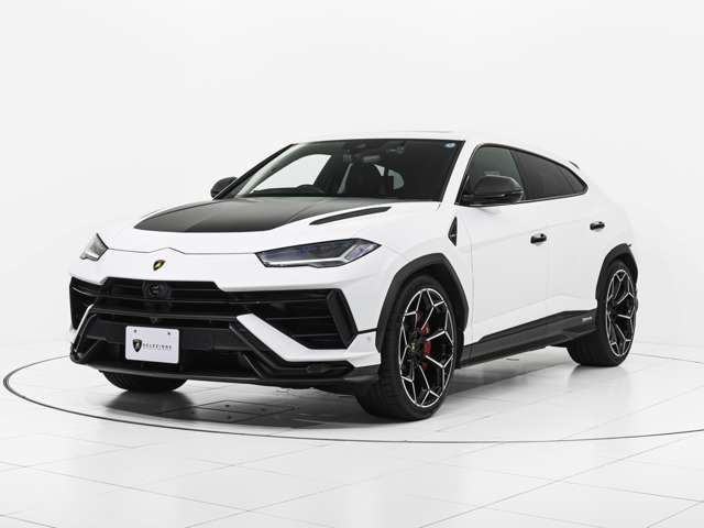 ウルスペルフォルマンテ 4WD