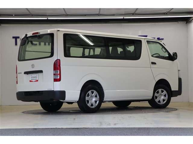 ハイエースバン2.8 DX ロング ディーゼル 4WD