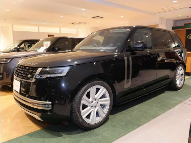 レンジローバーHSE 4.4L P530 ロングホイールベース 4WD