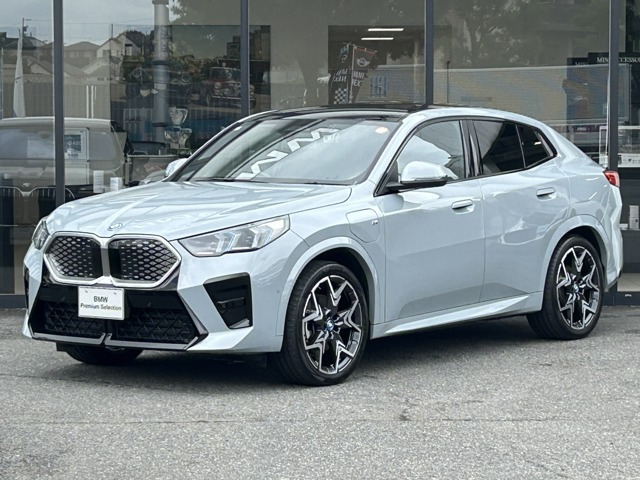 iX2xドライブ30 Mスポーツ 4WD