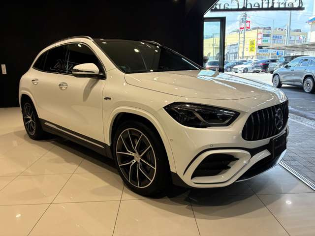 GLAクラスAMG GLA35 4マチック 4WD