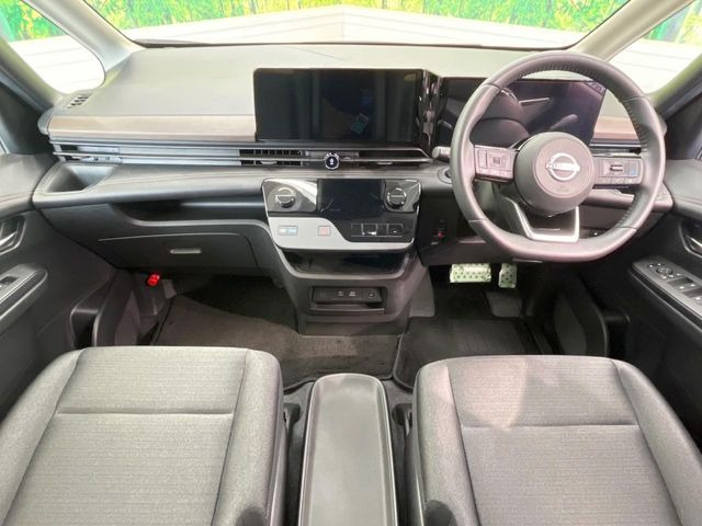セレナ1.4 e-POWER ハイウェイスターV