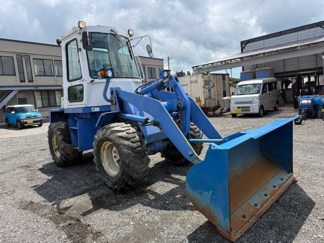 三菱重工業ホイールローダー