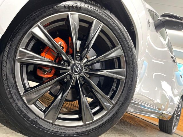 �y����20�C���`�A���~�z�C�[���z�O�ςɃ}�b�`���������A���~�z�C�[���𑕒����Ă���܂��B�e��ЊO�A���~�z�C�[����A�X�^�b�h���X�^�C�����戵�����Ă���܂��B���񂲑��k����������
