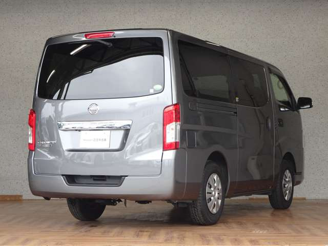 NV350キャラバン2.5 DX ロング ディーゼル 4WD