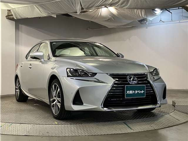 IS300h バージョンL