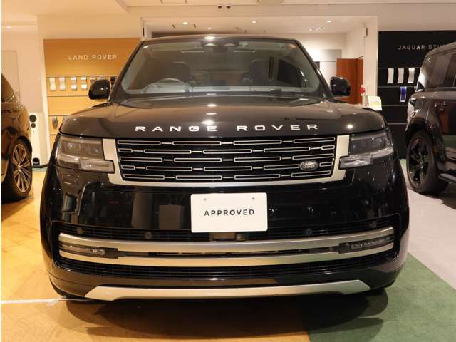 レンジローバーHSE 4.4L P530 ロングホイールベース 4WD