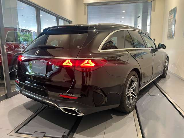 EクラスワゴンE220d アバンギャルド (ISG搭載モデル)