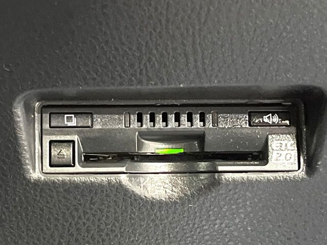【ETC】高速道路の料金所をストレスなく通過!話題のスポットやサービスエリアに多い「スマートIC」利用時は必須のアイテムです。当店でセットアップを実施、ご納車当日からすぐにご利用いただけます!