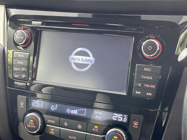 エクストレイル2.0 モード・プレミア エマージェンシーブレーキパッケージ