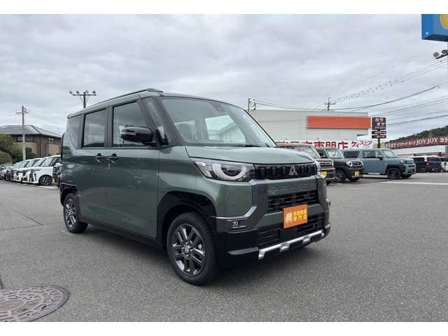 デリカミニG プレミアム リミテッド エディション 4WD