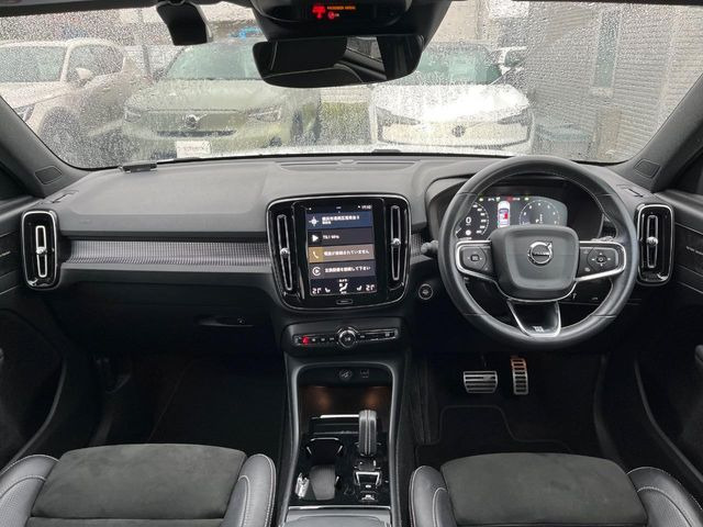 XC40T5 AWD Rデザイン 4WD