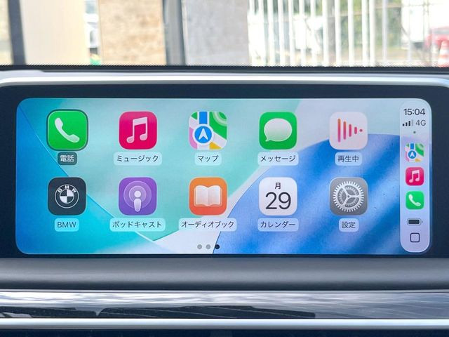 ��Apple Car Play:�X�}�z�Ƃ̗L���ڑ��ŁA�i�r�E�I�[�f�B�I�Đ��ȂǃX�}�z�̃A�v���@�\����ʂł��g����֗��@�\�ł�!