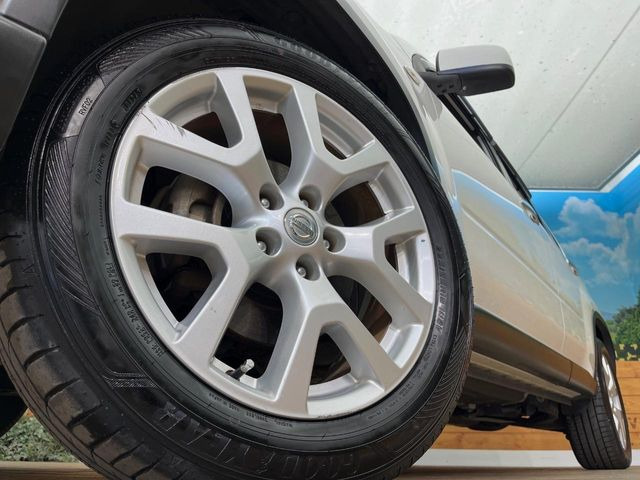 �y�����A���~�z�C�[���z�O�ςɃ}�b�`���������A���~�z�C�[���𑕒����Ă���܂��B�e��ЊO�A���~�z�C�[����A�X�^�b�h���X�^�C�����戵�����Ă���܂��B���񂲑��k����������