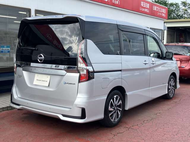 セレナ1.2 e-POWER ハイウェイスターV