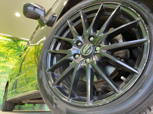 �y18�C���`�A���~�z�C�[���z�O�ςɃ}�b�`�����A���~�z�C�[���𑕒����Ă���܂��B�e��A���~�z�C�[����A�X�^�b�h���X�^�C�����戵�����Ă���܂��B���񂲑��k����������