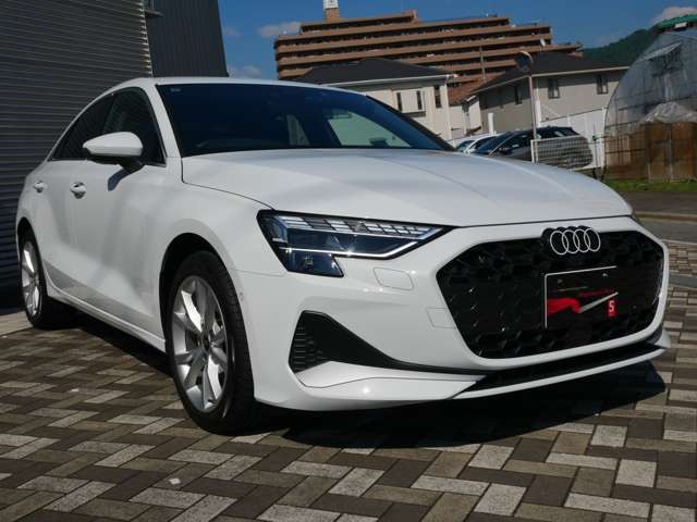 A3セダン30 TFSI アドバンスド