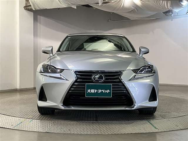 IS300h バージョンL