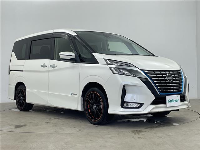 セレナ1.2 e-POWER ハイウェイスターV