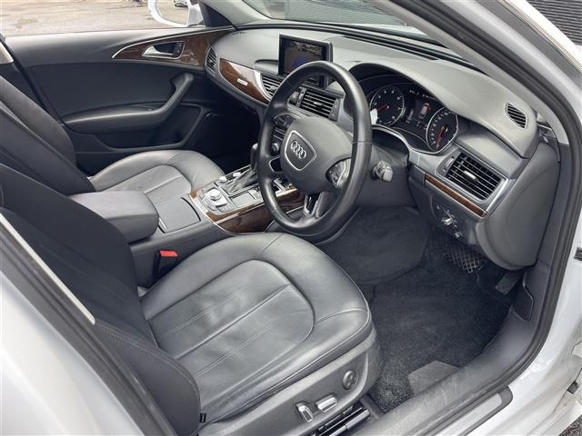 A62.0 TFSI クワトロ 4WD