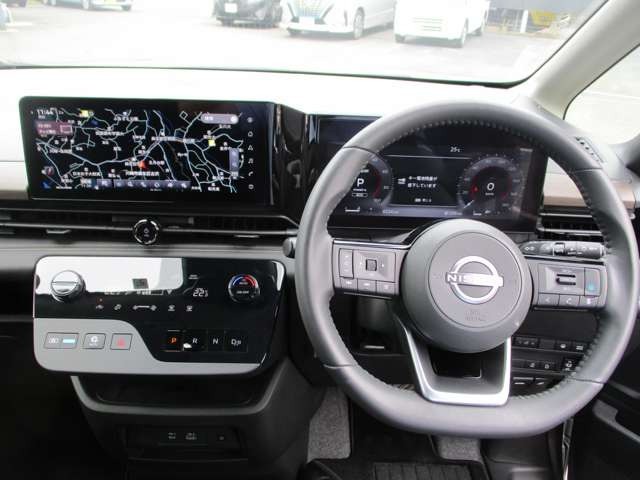 セレナ1.4 e-POWER ハイウェイスターV