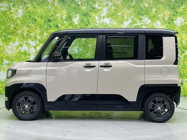 デリカミニT プレミアム デリマル パッケージ 4WD