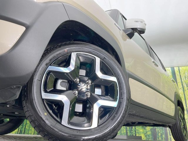 �y�����A���~�z�C�[���z�O�ςɃ}�b�`���������A���~�z�C�[���𑕒����Ă���܂��B�e��ЊO�A���~�z�C�[����A�X�^�b�h���X�^�C�����戵�����Ă���܂��B���񂲑��k����������