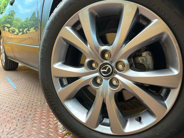 �y����18�C���`�A���~�z�C�[���z�O�ςɃ}�b�`���������A���~�z�C�[���𑕒����Ă���܂��B�e��ЊO�A���~�z�C�[����A�X�^�b�h���X�^�C�����戵�����Ă���܂��B���񂲑��k����������