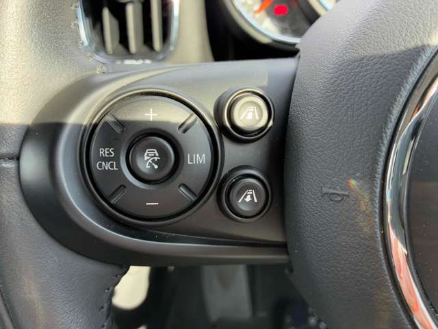 ミニクロスオーバークーパー D オール4 4WD