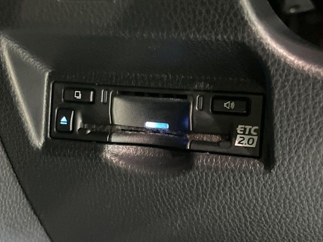 【ETC】高速道路の料金所をストレスなく通過!話題のスポットやサービスエリアに多い「スマートIC」利用時は必須のアイテムです。当店でセットアップを実施、ご納車当日からすぐにご利用いただけます!
